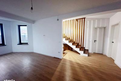 Casă cu 4 camere în Central - 2