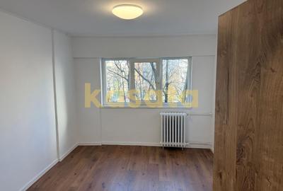 Apartament cu 3 camere decomandat în Gorjului - 4