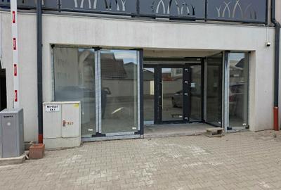 Spațiu comercial, de 94 mp, în Central - 3