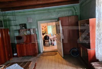 Casă cu 2 camere cu Teren 1000 Mp în Seleuș (Zagăr)