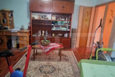 Casă cu 5 camere cu Canalizare în Centrul Civic - 9