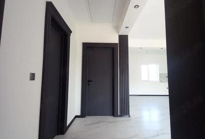 Casă cu 3 camere cu Teren 300 Mp în Beregsău Mare - 1