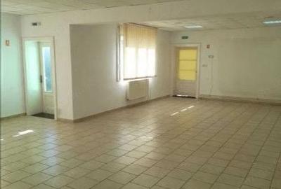 Casă cu 2 camere cu Teren 896 Mp în Teiu - 2