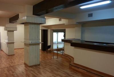 Cladire de 650 utili + 120 mp curte pretabila restaurant sau birouri - 4