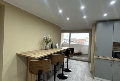 Apartament cu 3 camere decomandat în Semicentral - 2