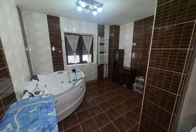 Apartament cu 4 camere decomandat în Exercițiu - 6