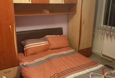 Apartament cu 3 camere decomandat în Central - 1