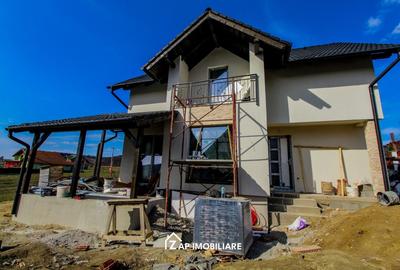 Casă individuală cu 4 camere cu Canalizare în Corunca - 3