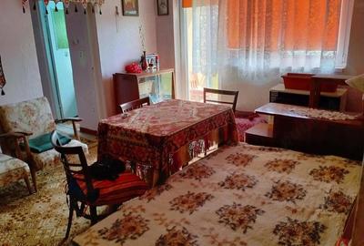 Apartament cu 3 camere semidecomandat în Central - 3