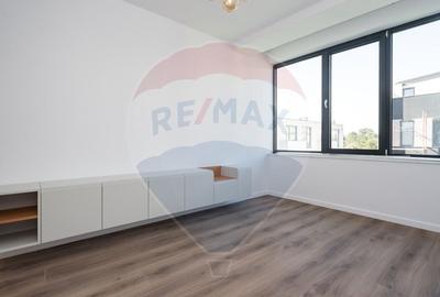 Casă cu 5 camere cu Teren 150 Mp în Central - 14