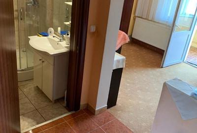 Casă cu 3 camere în Central - 1