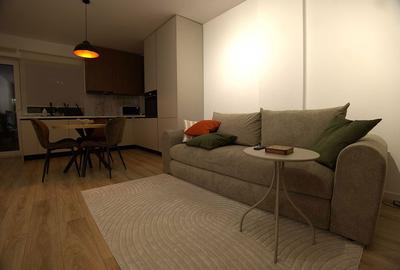 Apartament cu 2 camere decomandat în Tractorul - 2