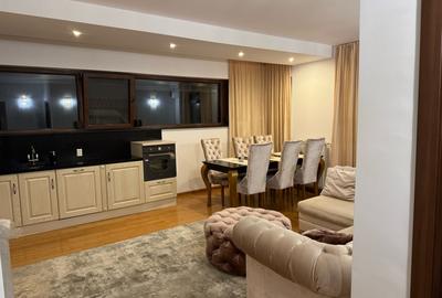 Apartament cu 3 camere decomandat, mobilat în Kiseleff