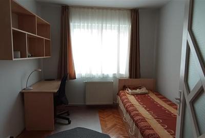 Apartament cu 4 camere decomandat în Simeria - 10