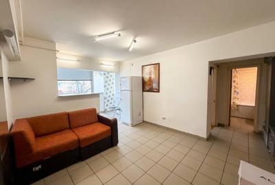 Apartament cu 2 camere semidecomandat în P-ța Victoriei - 1