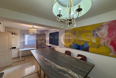 Casă individuală cu 8 camere cu Canalizare în Universitate - 2