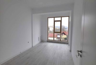 Apartament cu 3 camere decomandat în Central - 5