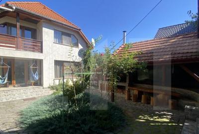 Vila spa?ioasa cu 5 dormitoare ?i curte de 730 mp - 3