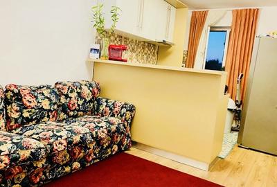 Apartament cu 3 camere decomandat în Giulești