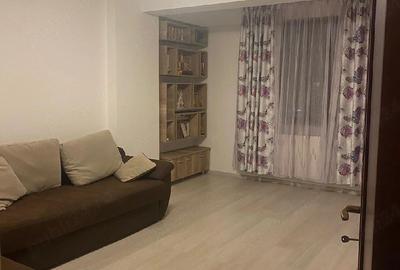 Apartament cu 3 camere decomandat în Central - 1