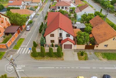 Casă cu 5 camere cu Teren 430 Mp în Poltur - 2