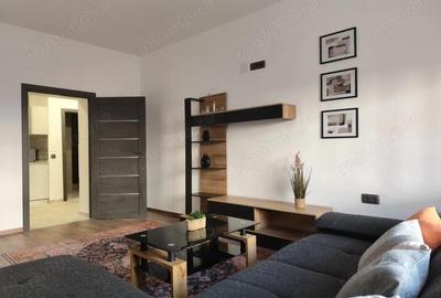 Apartament cu 2 camere decomandat în Ultracentral