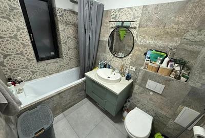 Apartament cu 2 camere decomandat în Giroc