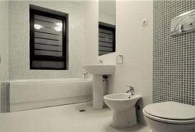 Apartament cu 4 camere decomandat, mobilat în Băneasa - 13