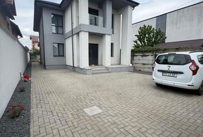 Casă cu 4 camere cu Teren 500 Mp în Blejoi - 18