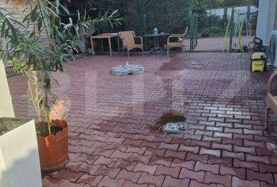 Spațiu comercial, de 700 mp, în Unirii - 8