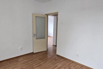 Apartament 3 camere, 61 mp, zona Cina Nord - 2