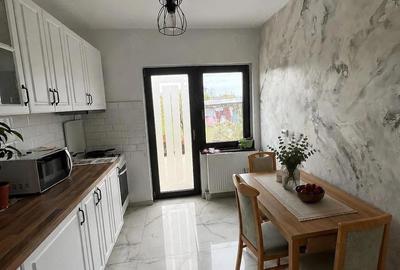 Casă cu 4 camere cu Teren 400 Mp în Central - 4
