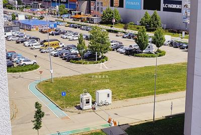 Apartament cu 3 camere semidecomandat, mobilat în Florești - 13