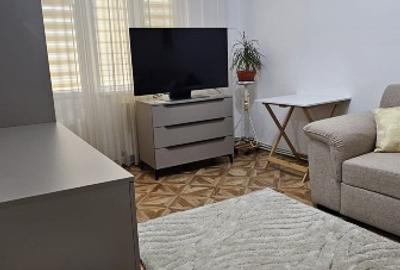 Apartament cu 2 camere decomandat în Central - 2