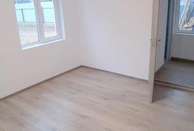 Casă cu 3 camere cu Teren 383 Mp în Șerbănești - 16