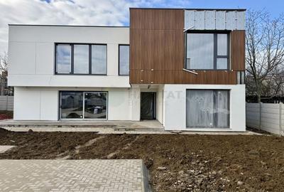 Casă individuală cu 6 camere cu Canalizare în Tunari - 21