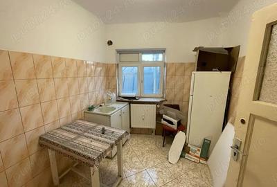 5 camere mansarda vis-a-vis de Palatul Cotroceni - 12