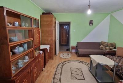 Inchiriez garsoniera - 1