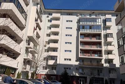 Apartament cu 3 camere decomandat în Apărătorii Patriei - 16