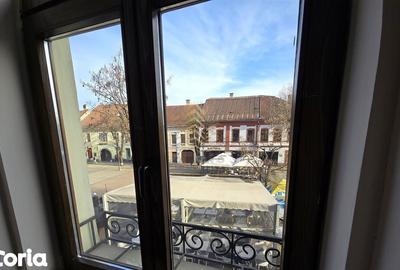 Apartament cu 3 camere în Ultracentral