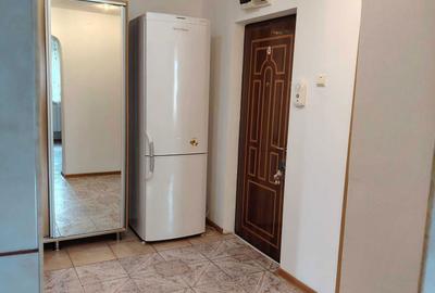 Apartament cu 3 camere decomandat în Central - 3