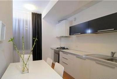 Apartament cu 4 camere decomandat, mobilat în Băneasa - 8