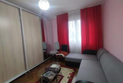 Apartament cu 3 camere decomandat în Tomis Mall - 3
