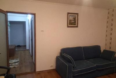 Apartament cu 3 camere semidecomandat în Central - 3