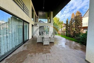 Vila lux de vanzare in cel mai dorit complex din Erou Iancu Nicolae-locatie rara - 33