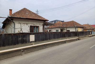 Casă cu 4 camere cu Teren 1900 Mp în Apahida - 1