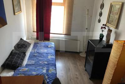 Casa cu doua corpuri, Zarnesti, pretabil pensiune sau casa de familie - 11