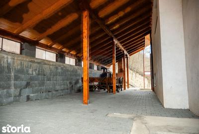 Casă cu Teren 3300 Mp în Iara - 14
