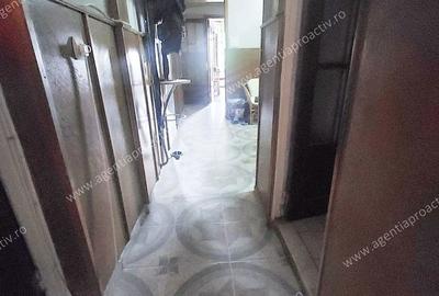 Apartament cu 4 camere în Port - 1