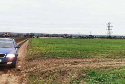 Teren de 2500 mp, în Năvodari Tabără - 2